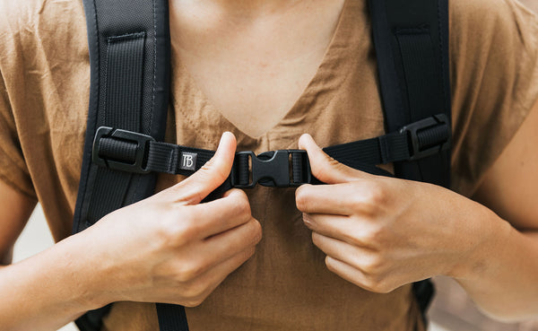 A close up of the sternum strap of the Techonaut 30.